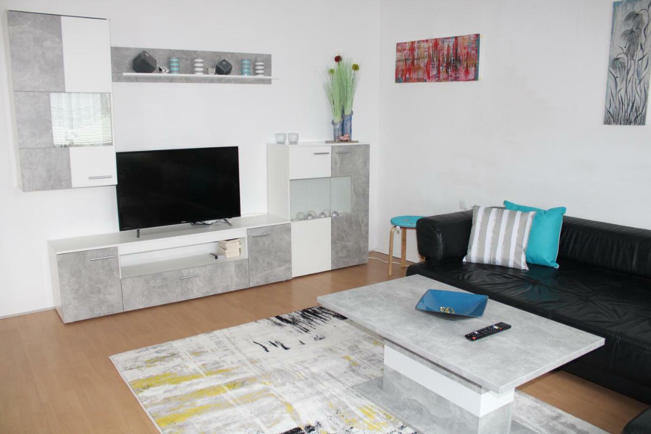 Holiday House Huszar Парндорф Екстериор снимка