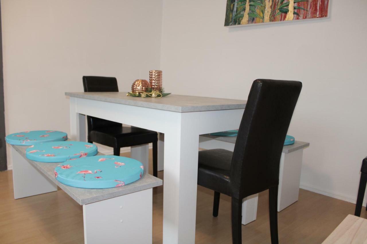 Holiday House Huszar Парндорф Екстериор снимка