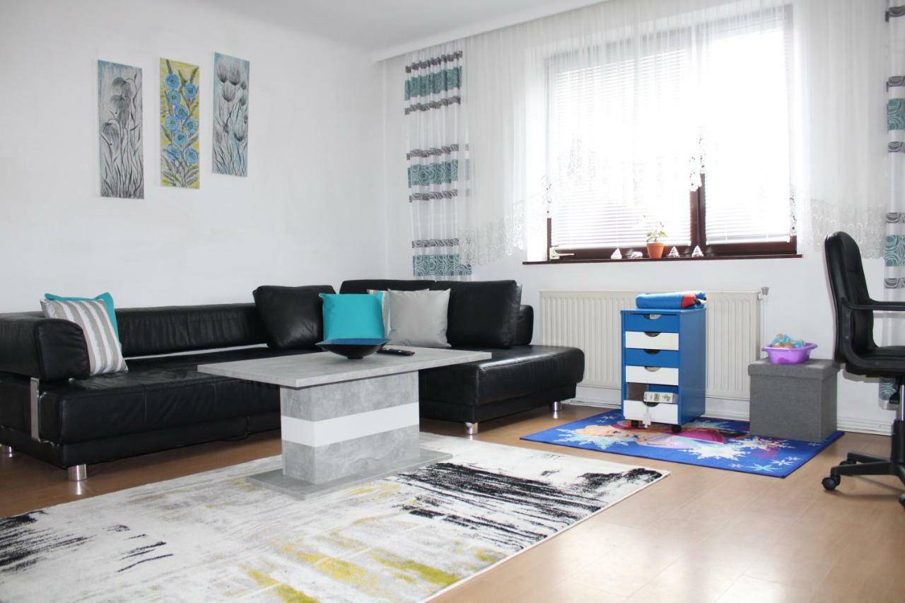 Holiday House Huszar Парндорф Екстериор снимка