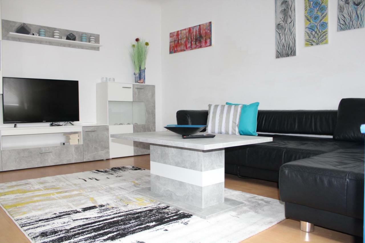 Holiday House Huszar Парндорф Екстериор снимка
