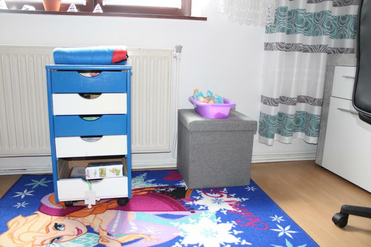 Holiday House Huszar Парндорф Екстериор снимка