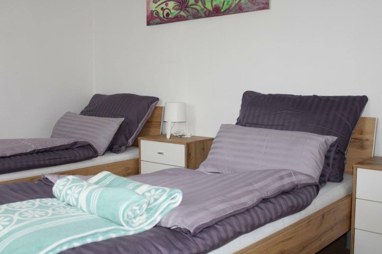 Holiday House Huszar Парндорф Екстериор снимка